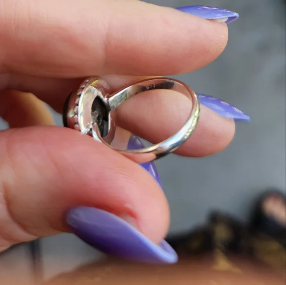 Handmade Sterling Silver 925 Oval Labradorite Ring Size 6.75 - Picture 5 of 8